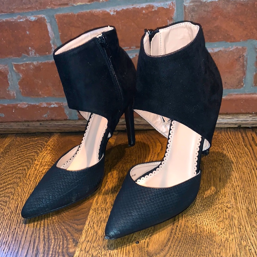 Black heels